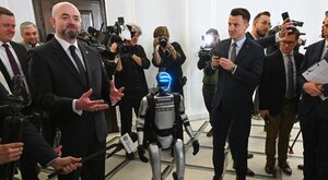 Miniatura: Humanoidalny w 100 procentach robot