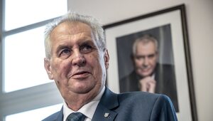 Miniatura: Czechy: Prezydent Milosz Zeman trafił do...