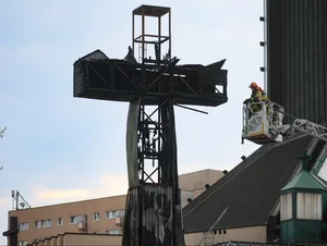 Miniatura: Podano wstępną przyczynę pożaru krzyża...