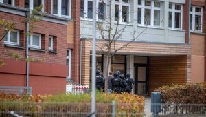 Miniatura: Akcja policji w Hamburgu. W szkole mieli...