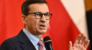 Miniatura: Burza o koszulkę Morawieckiego. Były...