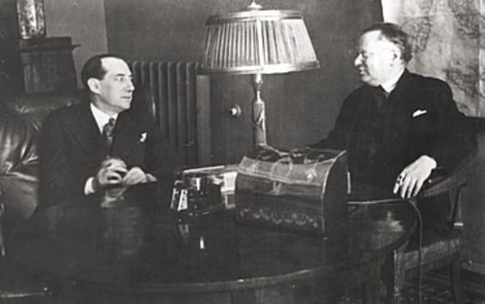 Józef Beck w rozmowie z Maksimem Litwinowem. Moskwa, luty 1934