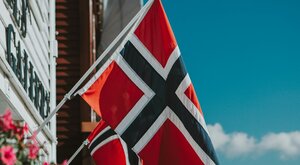 Miniatura: Strażnik ambasady USA szpiegował na rzecz...