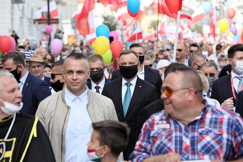 Prezydent RP Andrzej Duda podczas Marszu dla Życia i Rodziny 