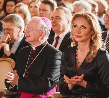 Abp Marek Jędraszewski i Katarzyna Gintrowska 