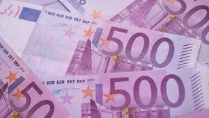 Miniatura: Litwa zapłaci migrantom po tysiąc euro za...