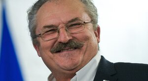 Miniatura: Znany polityk wziął ślub. "Stało się"