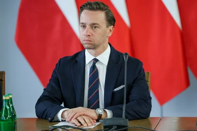 Miniatura: Bosak wytyka błędy PiS. "Kolejny raz...