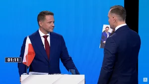 Miniatura: Nawrocki nagle podszedł do Trzaskowskiego....