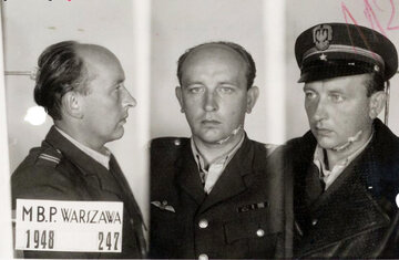 Stanisław Skalski po&nbsp;aresztowaniu przez MBP 1948