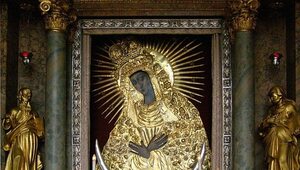 Dlaczego Maryja Ostrobramska została Matką Miłosierdzia?