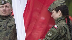 Miniatura: Polacy nie chcą walczyć w obronie...