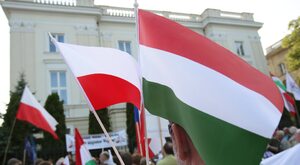 Relacja Warszawa-Budapeszt. Wolni z wolnymi i równi z równymi