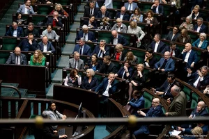 Miniatura: Sejm upamiętni objawienia maryjne w...