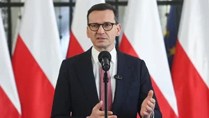 Miniatura: Protest przeciwko przerzucaniu imigrantów....