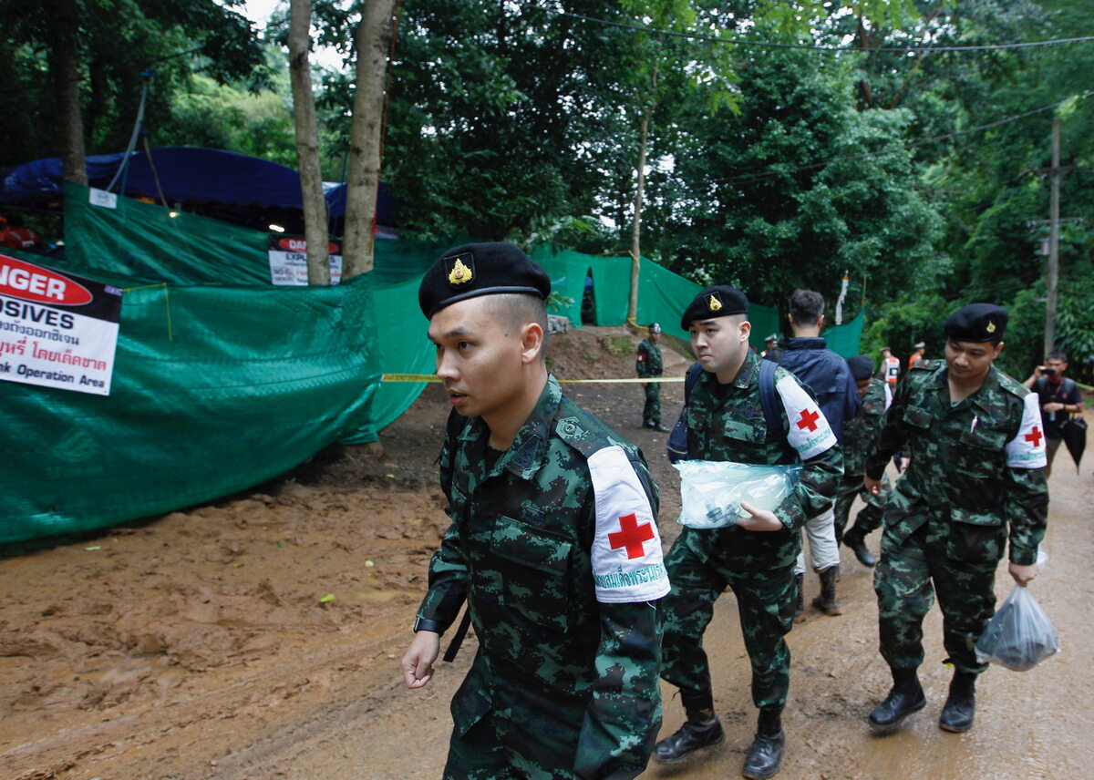 Tajlandia: akcja wydobywania uwięzionych w jaskini nastolatków 