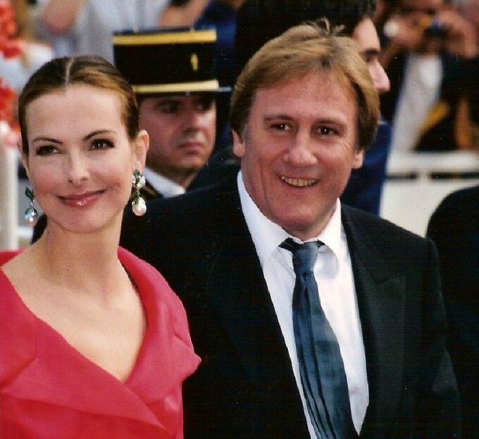 Gerard Depardieu i Carole Bouquet na festiwalu w Cannes, 2001 r.