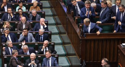Miniatura: Pierwszy taki sondaż. Aż siedem partii w...