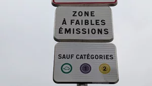 Miniatura: Francja wycofuje się ze stref czystego...