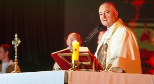 Miniatura: Rewolucyjny krok czy unik?