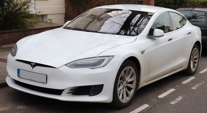 Tesla model S