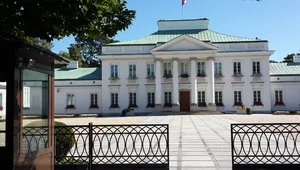 Miniatura: Dron nad Belwederem. Prezydent:...