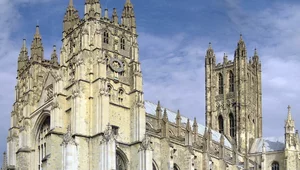 Miniatura: Pani arcybiskup Canterbury wywołała bunt....