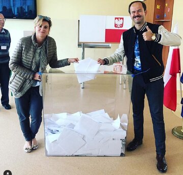 Celebryci na wyborach - Sławomir Zapała i Magdalena Kajrowicz-Zapała 