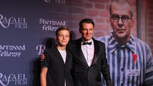 Miniatura: Z kamerą w celi głodu