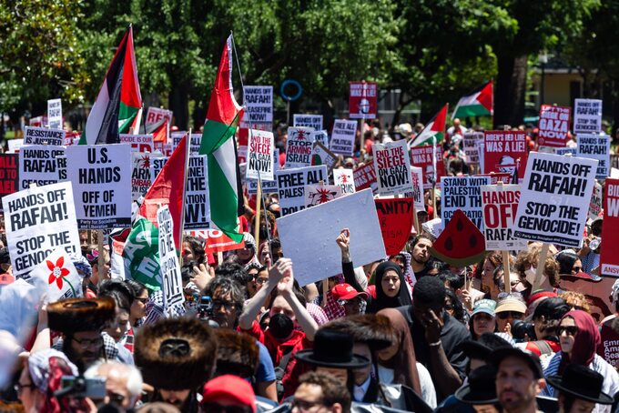 Protest pod Białym Domem przeciwko polityce administracji Bidena wobec wojny w Strefie Gazy