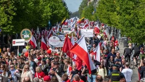 Miniatura: Wielotysięczna Parada Polskości przeszła...