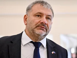 Miniatura: Zemsta Tuska rękami Żurka