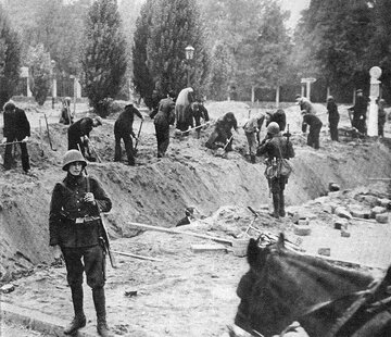 Kopanie okop&oacute;w w&nbsp;pierwszych dniach września 1939 roku, Warszawa