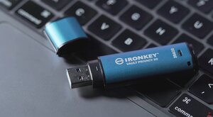 Miniatura: Kingston Ironkey Vault Privacy 50c