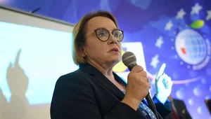 Miniatura: Verhofstadt chce odwołania szefowej KE....