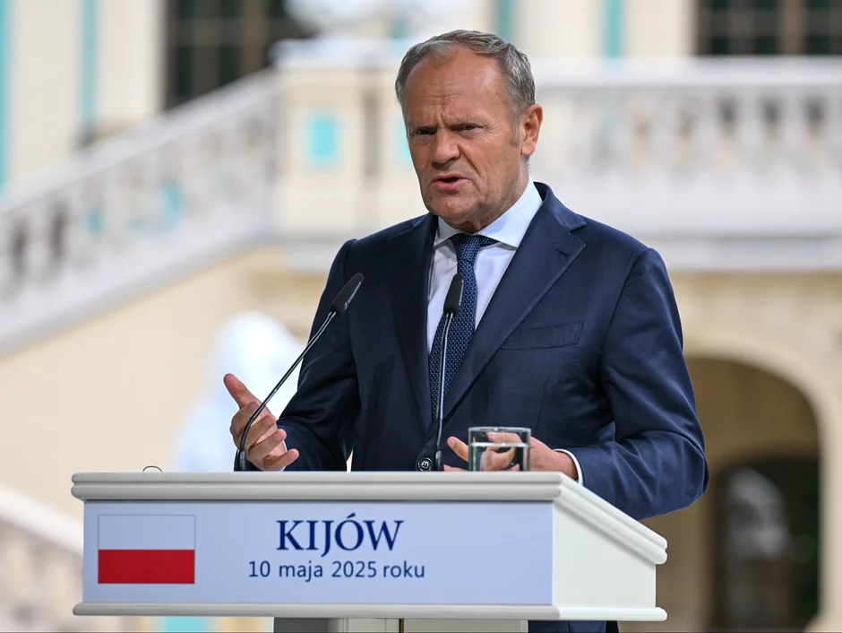 Miniatura: Bezwarunkowe zawieszenie broni. Tusk:...