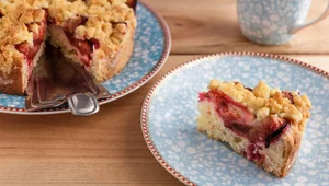 Miniatura: Placek ze śliwkami