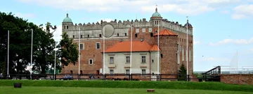 Gdzie znajduje się ten zamek?