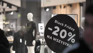 Miniatura: Polacy oszaleli na punkcie Black Friday....