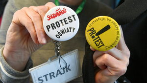 Miniatura: Co Polacy myślą o strajku nauczycieli?