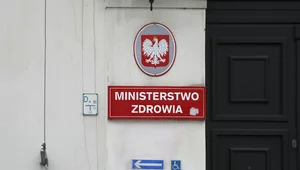 Miniatura: "Wprost" o awarii systemu szczepień....