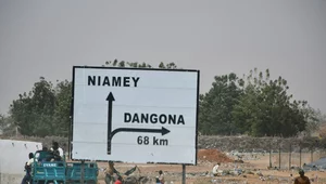 Miniatura: Rosjanie wkroczyli do Niamey. Pomogli...
