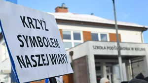 Miniatura: Bronimy uczniów, którzy walczyli o krzyż
