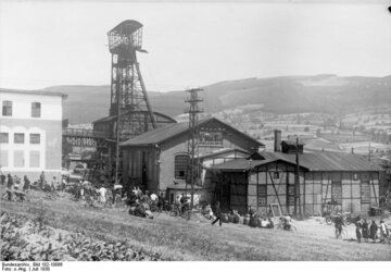 Kopalnia Wacław w&nbsp;Ludwikowicach Kłodzkich-Miłkowie, szyb "Kurt" w&nbsp;Jugowie lipiec 1930&nbsp;r.