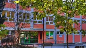 Miniatura: Szkoły w Krakowie bez pieniędzy na papier...