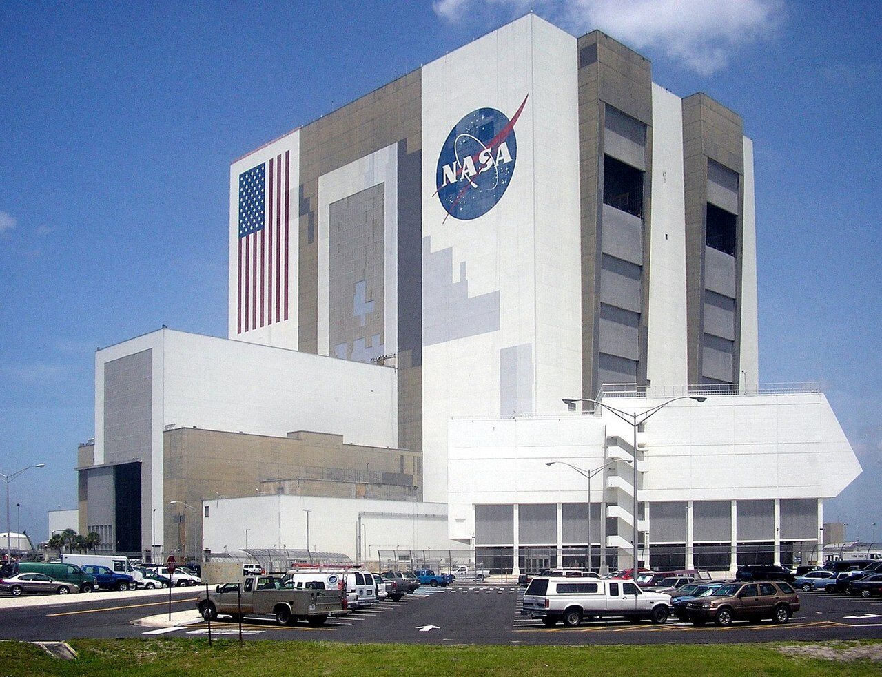 W którym roku powstała amerykańska agencja kosmiczna NASA?
