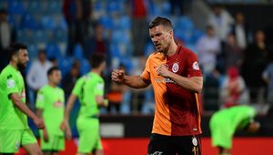 Lukas Podolski otrzymał bajeczną ofertę. Zmiana klubu już wkrótce?