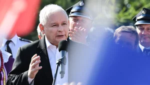 Miniatura: PiS wciąż ze znaczącą przewagą. Zobacz...