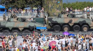Miniatura: Święto Wojska Polskiego – nie pisowskiego