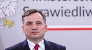 Miniatura: Sondaż: Ponad połowa Polaków nie chce...